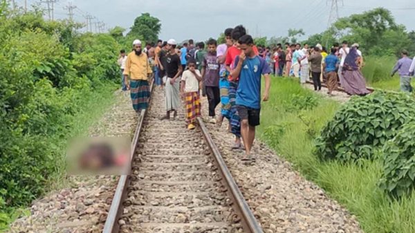 নরসিংদীর রায়পুরায় ট্রেনে কাটা পড়ে নিহত ৫