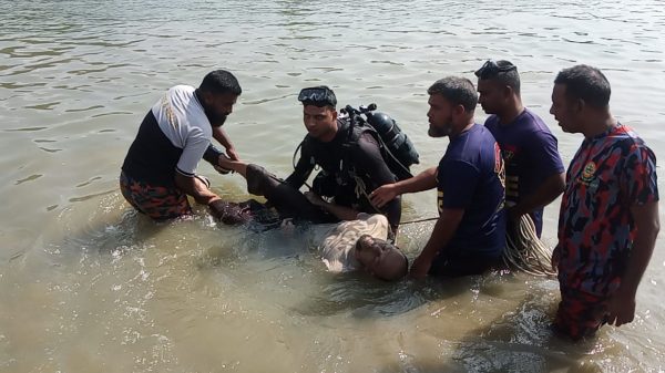 নিখোঁজের চার ঘন্টা পর নদী থেকে মিললো ইন্দোনেশীয় নাগরিকের লাশ