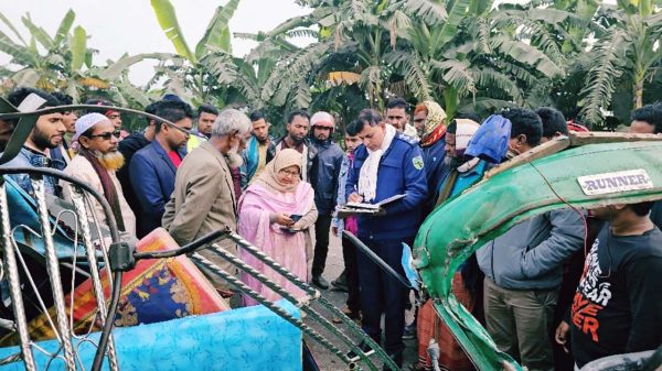 কিশোরগঞ্জে পিকআপভ্যান-অটোরিকশার সংঘর্ষে নিহত ৫