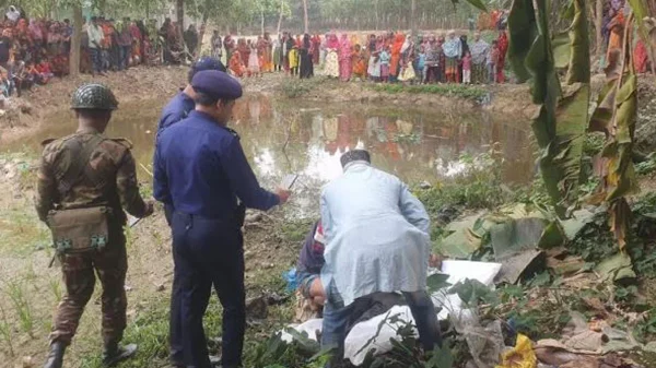 প্রেমিকাকে নিয়ে পালালো ছেলে, গাছে মিললো ঝুলন্ত বাবার মরদেহ